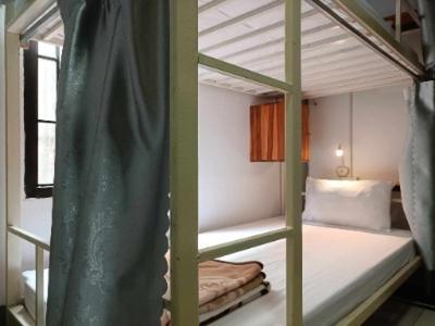 City Backpackers & Travel Луанг Прабанг Екстериор снимка